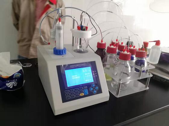 禾業(yè)工程師走進(jìn)江漢油田、江西金海新能源交流水分檢測(cè)